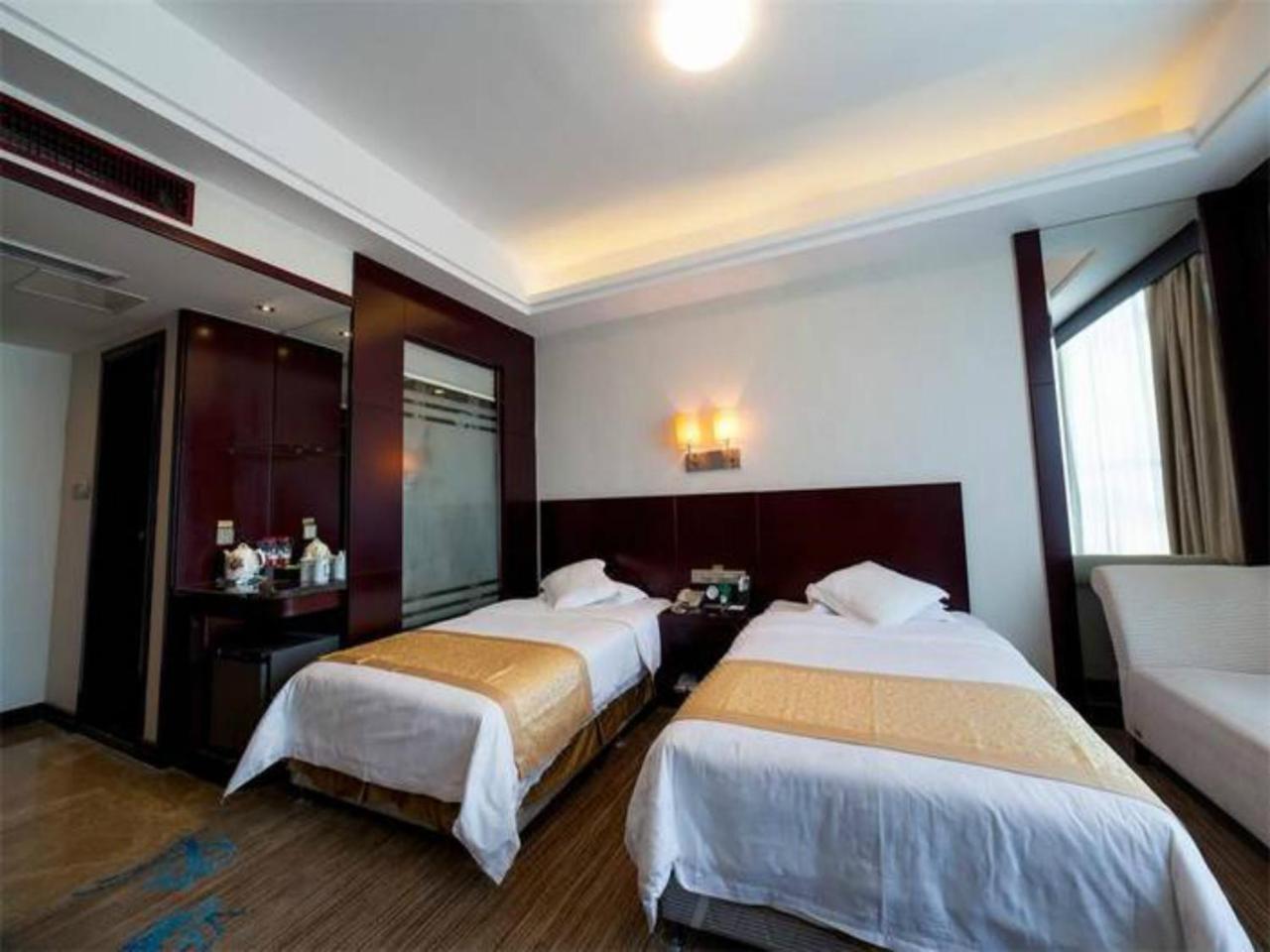 Grand Noble Hotel Цзиндэчжэнь Экстерьер фото